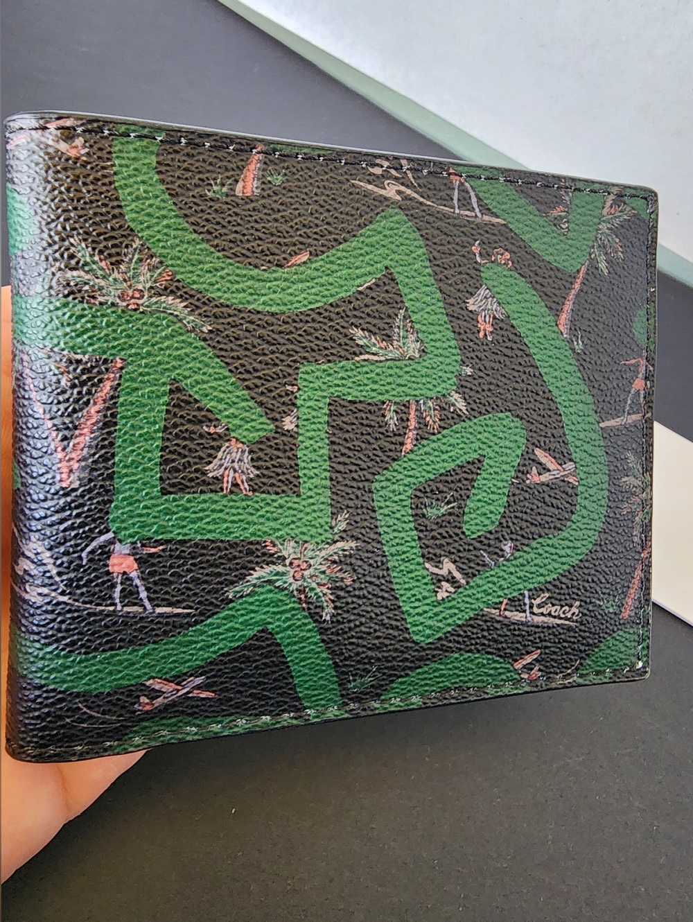 ✨️NWOT✨️ Coach X Keith Haring Hula Dance ID Billfold Wallet, 2018, $178 MSRP - Picture 2 of 7